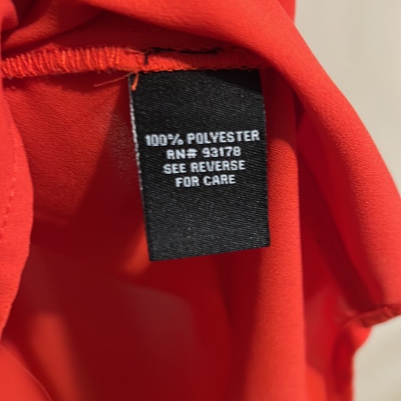 Red blouse - Picture 5 of 5